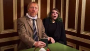 l-r: Bernie (Simon Schwarz), Zoe ( Janina Fautz)