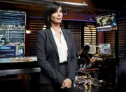 Sarah "Mac" Mackenzie (Catherine Bell).