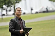 Gary Sinise (Det. Mac Taylor).
