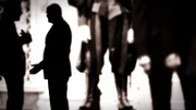 Die Mitgliedschaft bei den Illuminati ist ein bis heute streng gehütetes Geheimnis. Gibt es sie wirklich? Wer sind ihre Mitglieder?