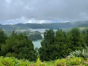 Die "Prinzessin" in Ponta Delgada/San Miguel/Azoren/Portugal. Ausflug: SUP-Tour mit Reiseleiterin Talina und Lademeister Balasz Schweitzer. Aussichtspunkte mit Blick auf die Lagunen Lagoa Azul und Lagoa Verde.