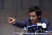 Darius Tanz (Santiago Cabrera)