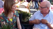 Sandra Eckardt mit einem Tippgeber in Brügge