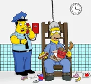 Um Marge zu retten, nimmt Homer (r.) den Mord an der alten Dame auf sich. Aber erst als er auf dem elektrischen Stuhl sitzt, stellt sich heraus, dass das Ganze nur eine Fernsehinszenierung ist.