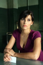 "Some Buried Bones" -- episodic coverage of the CBS series CSI:NY. Photo: Robert Voets/CBS ©2007 CBS Broadcasting Inc. All Rights Reserved.