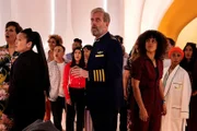 In the middle L-R: Ryan Clark (Hugh Laurie) and Billie McEvoy (Lenora Crichlow)