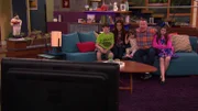 L-R: Billy Thunderman (Diego Velazquez), Barbara "Barb" Thunderman (Rosa Blasi), Chloe Thunderman (Maya Le Clark), Hank Thunderman (Chris Tallman), Nora Thunderman (Addison Riecke)