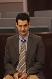 Der geistesgestörte und hochintelligente Verbrecher Christopher Pelant (Andrew Leeds) steht - zum Entsetzen von Booth und Brennan - kurz vor seiner Freilassung.