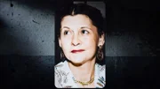 Claire Phillips, geboren 1907 in Michigan, USA. Sie setzt ihre Tanz- und Schauspielkünste für Spionage auf den Philippinen ein. Während der japanischen Besatzung ab 1941 eröffnet sie einen Nachtklub in Manila, der bald zum Zentrum ihrer Spionageaktivitäten wird. Sie und ihre Hostessen holen wichtige Informationen aus den japanischen Offizieren heraus.