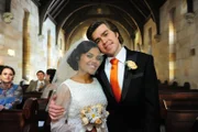 Martha Tennant (Miranda Tapsell, l.); Simon Bowditch (Andy Ryan, r.)