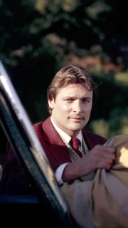 Howie Munson (Douglas Barr)