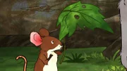 Die kleine Feldmaus möchte ihr löchriges Blatt wieder eintauschen.