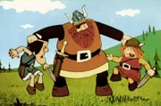 Wenn sich Tjure (l.) und Snorre (r.) streiten, ist Häuptling Halvar (M.) gefordert.