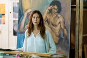 Jessica Hecht (Sonya Lazar).