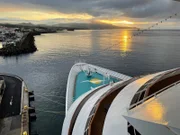 Die "Prinzessin" in Ponta Delgada/San Miguel/Azoren/Portugal. Einlaufen bei Sonnenaufgang.