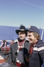 Howie Munson (Douglas Barr, l.) und Colt Seavers (Lee Majors)
