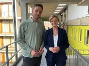 Leon Windscheid mit Dr. Ute Lewitzka, Fachärztin für Psychiatrie und Psychotherapie