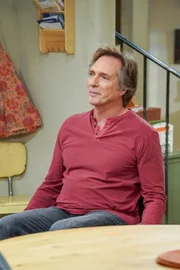 Adam (William Fichtner)