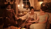 v.li.: Agnes Harmon (Sharlene Whyte), Georgiana Lambe (Crystal Clarke), Charlotte Heywood (Rose Williams)
