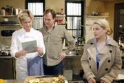 Anna erkennt, dass ihre Eltern bereits jede Menge Geld in die "Goldelse" investiert haben. V.l.n.r.: Susanne (Heike Jonca), Armin (Rainer Will), Anna (Jeanette Biedermann)