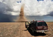 08 May 2008, Greeley County, Kansas, USA --- Storm Chasers Monitoring Approaching Tornado in Western Kansas --- Image by © Jim Reed/Jim Reed Photography - Severe & /Corbis