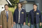 (v.l.n.r.) Castiel (Misha Collins); Sam Winchester (Jared Padalecki); Dean Winchester (Jensen Ackles)
