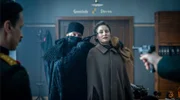Dr. Alexander Parvus (Ivan Shvedoff) nimmt Johanna (Dominique Devenport) als Geisel. Was hat er vor?