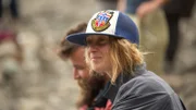 Mid side profile of Fred & Karla in action (Karla in focus, Fred out of focus)