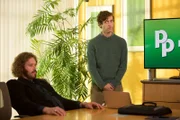 Erlich Bachman (T.J. Miller), Richard Hendricks (Thomas Middleditch)