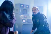 Levy Tran (Desi Nguyen), Joe Pantoliano (Eric Andrews).