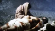 Das Grabtuch von Turin, das Jesus nach seiner Kreuzigung bedeckt haben soll, galt einige Zeit als der wahre heilge Gral - bis Experten seine Fälschung wissenschaftlich belegen konnten...