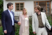Zwischen zwei Männern: Valerie (Sophie Schütt) wird sowohl von ihrem Chef Martin (Giulio Ricciarelli, li.) als auch von dem Architekt Jan (Julian Weigend) umschwärmt.
