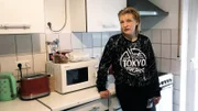 Christine hat Schimmel in der Wohnung und muss sich mit ihren beiden Kindern eine neue Wohnung suchen.