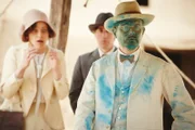 Der Archäologe Howard Carter (Carsten Strauch) erlebt ein blaues Wunder vor den entsetzten Augen seiner Geldgeberin (Judith Richter) und eines Journalisten (Alexander Schubert).