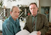 Paul Winter (Michael Gwisdek) und Kommissar Ehrlicher (Peter Sodann).