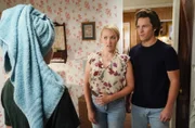L-R Missy Cooper(Raegan Revord), Mandy(Emily Osment), George 'Georgie' Cooper Jr. (Montana Jordan).