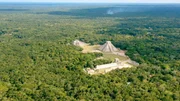 Um das Jahr 1000 erlebt die Kultur der Maya ein erneutes Aufbl&uuml;hen. Es werden sogar neue St&auml;dte erbaut.