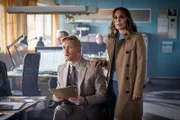 Nora (Alexandra Rapaport) übergibt die staatsanwaltschaftlichen Ermittlungen an Pär (Anton Lundqvist), weil sie sich im Fall Birgitta befangen fühlt.