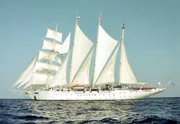 Die "Star Flyer" lädt zu neuen Urlaubsabenteuern ein.