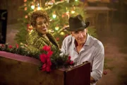 Ein ganz besonderes Weihnachtsfest: Pride (Scott Bakula, r.) und Wade (CCH Pounder, l.) ...