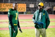 (v.li.): Daniel Ezra (Spencer James), Taye Diggs (Billy Baker).