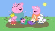 Ende gut, alles gut! Die Jungs und Mädels sind sich einig und spielen vergnügt im Matsch. Der Streit zwischen Peppa, Schorsch, Linus Löffel und Luzie Locke (vo.v.l.) ist vergessen.