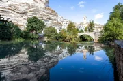 Der Rio Júcar führt auch nach „Alcala de Júcar“. Das kleine Städtchen liegt im Süden von Kastillien-La Mancha in der Provinz Albacete.
