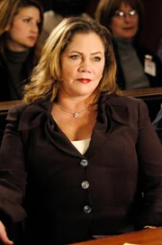 Wird es die Fernseh-Star-Anwältin Rebecca Shane (Kathleen Turner) schaffen, das Gericht von der Schuldunfähigkeit ihres Mandanten - einem Jungen aus reichem Hause - zu überzeugen?