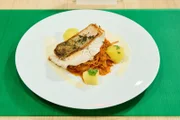 Gebratener Zander auf Paprikakraut mit Rieslingschaum: Finalgericht von André Bloeute