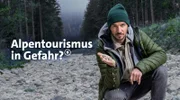 Cover mit Typo zu "Felix Neureuther - Alpentourismus in Gefahr". Diese Dokumentation mit Felix Neureuther ist mehr als eine Reise. Sie ist ein Appell, die Alpen zu schützen und zugleich eine Hommage an die, die sich mit ihrem Einsatz für eine lebenswerte Zukunft der Alpen engagieren.