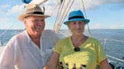 Für Helga und Hans-Walter ist die Katamaran im Sonnenuntegang ihr Höhepunkt der Kreuzfahrt in der Karibik.