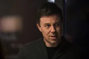 Ian Rider (Andrew Buchan) ist Spion. Keiner weiß davon, bis plötzlich ein mysteriöser Unfall geschieht.