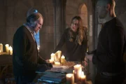 Auf Setrakian (David Bradley, l.), Dutch (Ruta Gedmintas, M.) und auch Eph (Corey Stoll, r.) wartet eine harte Zeit, als sie sich auf die Suche nach dem Master begeben ...