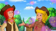 Bibi (r.) und Tina (l.) wollen unbedingt das Westernturnier gewinnen.
